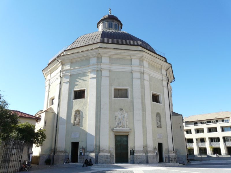 Loano-kerk_San_Giovanni