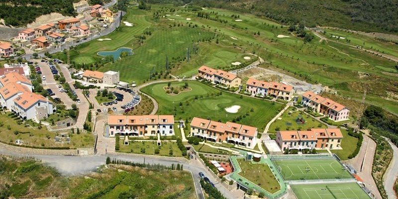 Castellaro Golf Resort