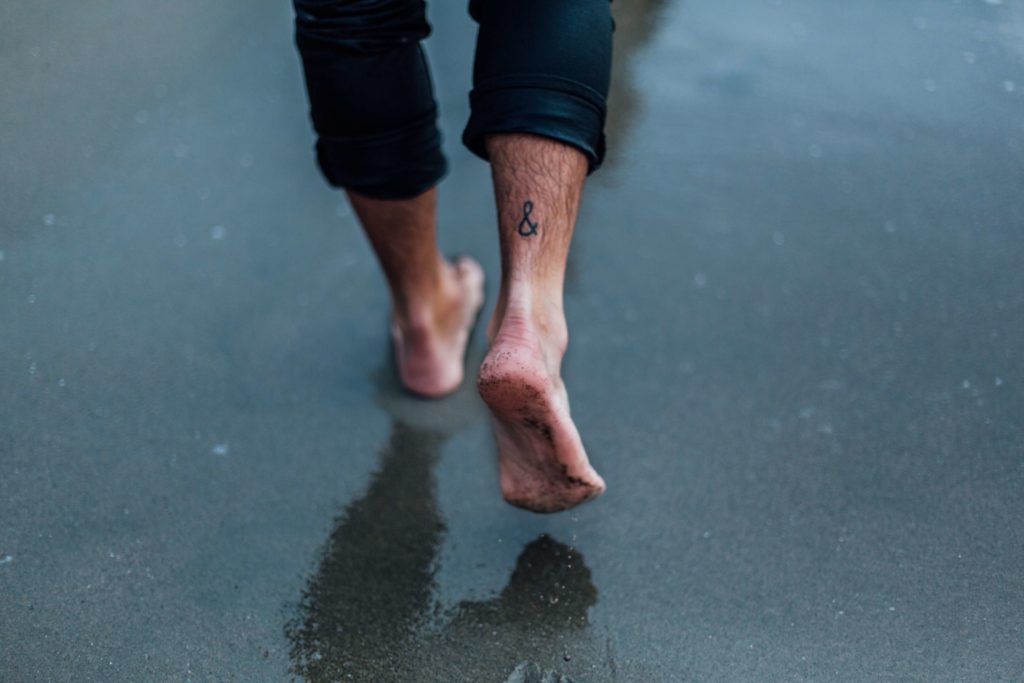 Voeten in zand